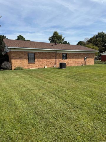 810 E 8th Street, Rector, AR 72461