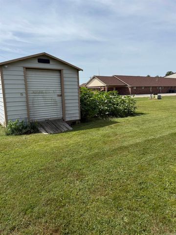 810 E 8th Street, Rector, AR 72461