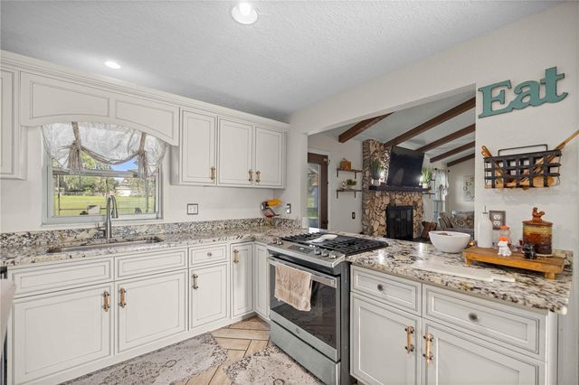 1166 SE 44TH AVENUE, Ocala, FL 34471