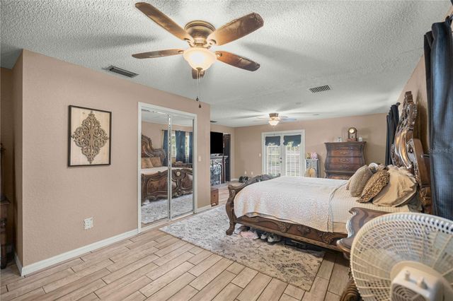 1166 SE 44TH AVENUE, Ocala, FL 34471