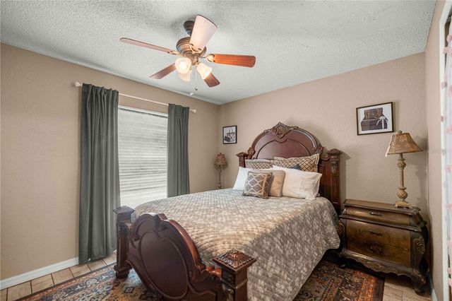 1166 SE 44TH AVENUE, Ocala, FL 34471