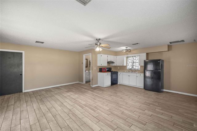 1166 SE 44TH AVENUE, Ocala, FL 34471