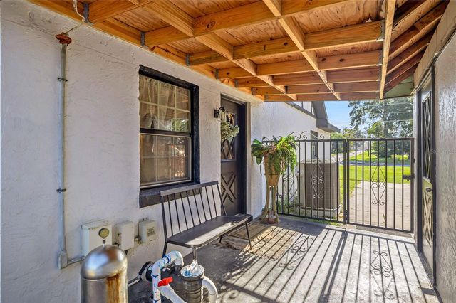 1166 SE 44TH AVENUE, Ocala, FL 34471