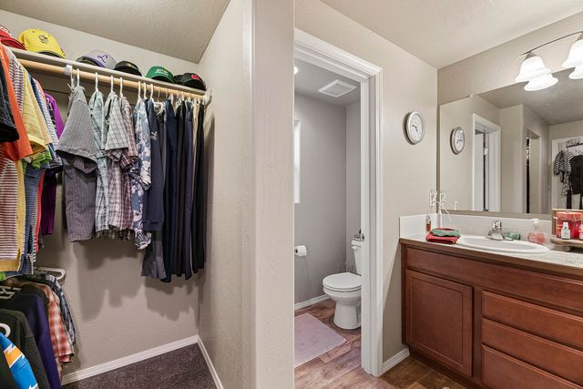 2033 Milton Lane, Medford, OR 97501