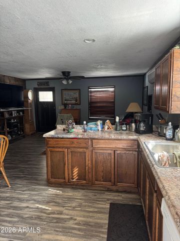 645 W NORTHERN Avenue, Coolidge, AZ 85128