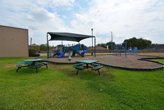 3907 Pebble Garden Lane, Katy, TX 77449