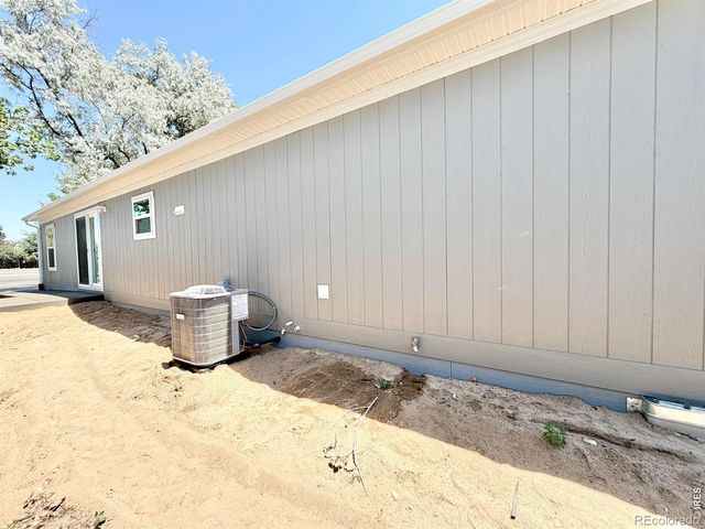 110 W Grant Avenue, Firestone, CO 80520