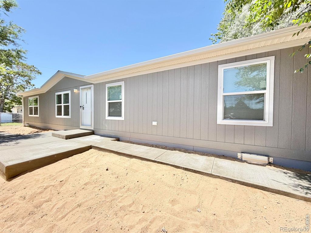 110 W Grant Avenue, Firestone, CO 80520