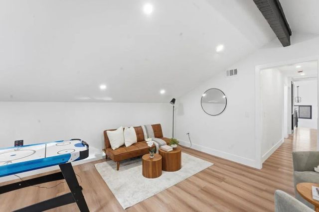 4375 Calle De Vida, San Diego, CA 92124