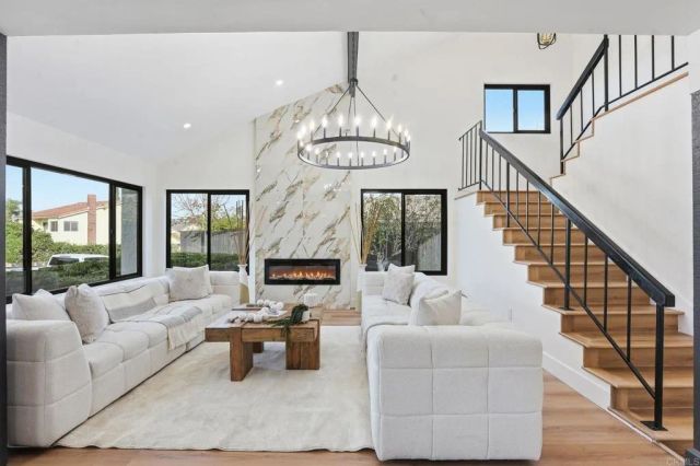 4375 Calle De Vida, San Diego, CA 92124