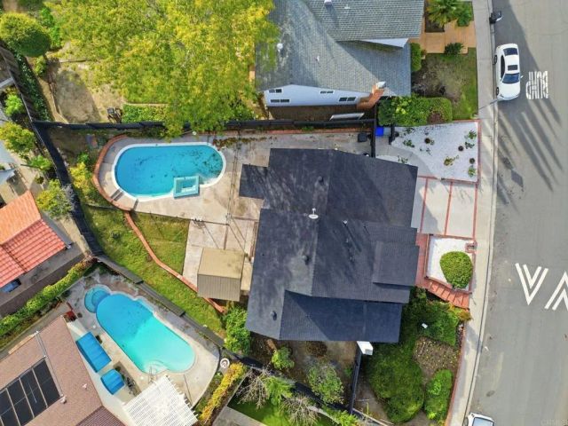 4375 Calle De Vida, San Diego, CA 92124