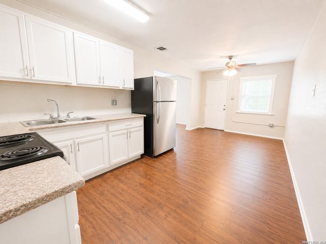 1536 W Hollywood Ave Unit 1538, San Antonio, TX 78201