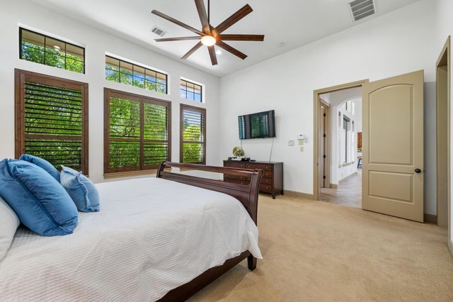 402 Zephyr ST, Lakeway, TX 78734