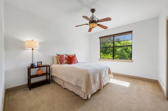 402 Zephyr ST, Lakeway, TX 78734