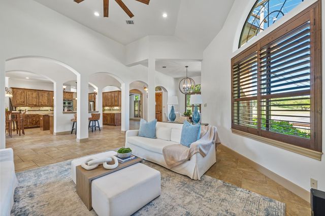 402 Zephyr ST, Lakeway, TX 78734