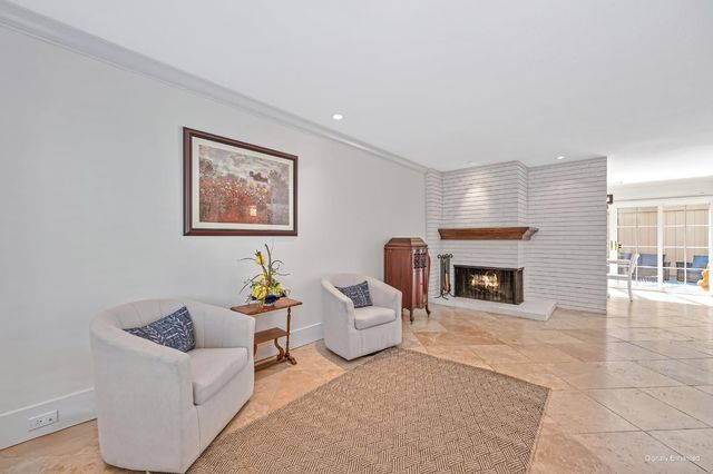 1257 Vanderbilt Way, Sacramento, CA 95825