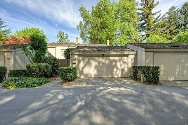 1257 Vanderbilt Way, Sacramento, CA 95825