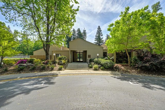 1257 Vanderbilt Way, Sacramento, CA 95825