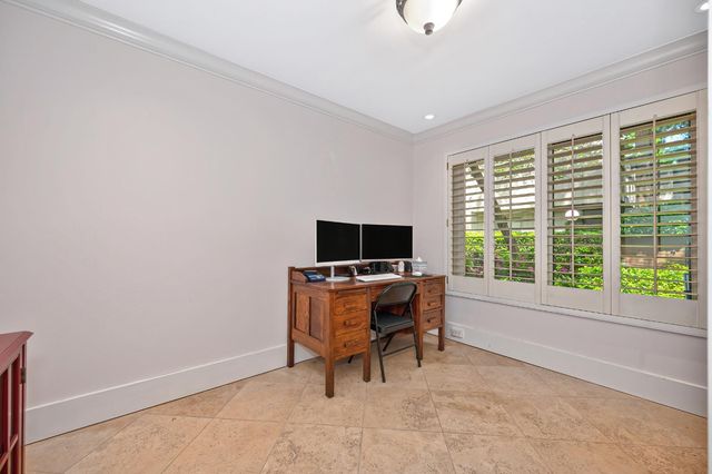 1257 Vanderbilt Way, Sacramento, CA 95825