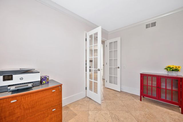 1257 Vanderbilt Way, Sacramento, CA 95825