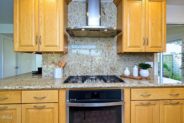 284 Bent Twig Avenue, Camarillo, CA 93012