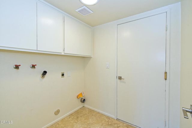 284 Bent Twig Avenue, Camarillo, CA 93012