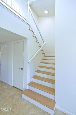 284 Bent Twig Avenue, Camarillo, CA 93012