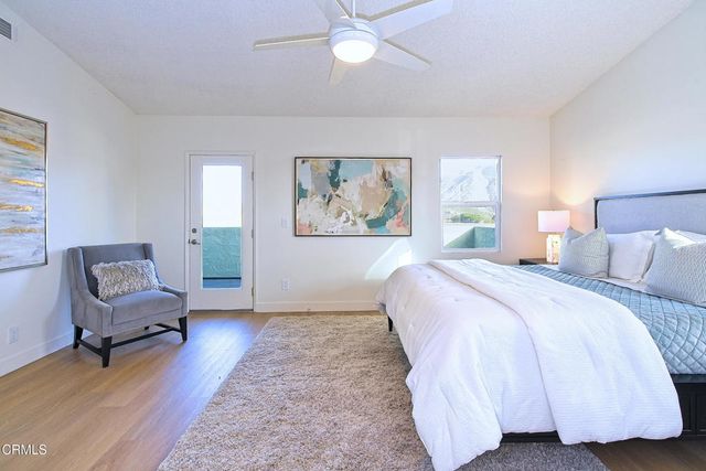 284 Bent Twig Avenue, Camarillo, CA 93012