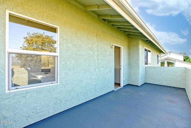 284 Bent Twig Avenue, Camarillo, CA 93012
