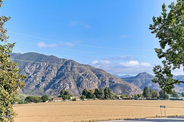 284 Bent Twig Avenue, Camarillo, CA 93012