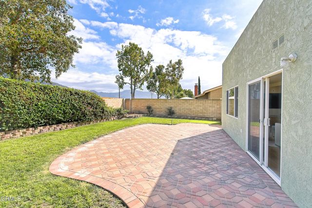 284 Bent Twig Avenue, Camarillo, CA 93012