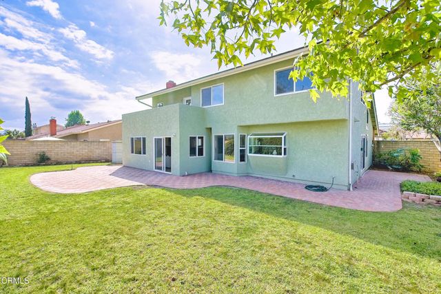 284 Bent Twig Avenue, Camarillo, CA 93012