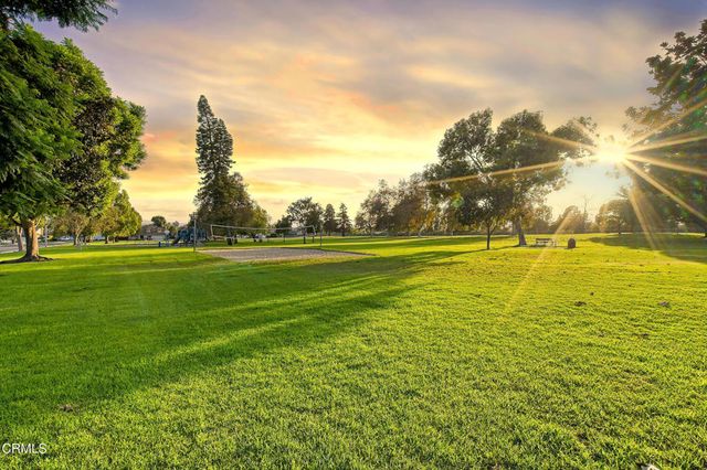 284 Bent Twig Avenue, Camarillo, CA 93012