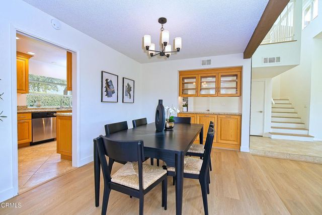 284 Bent Twig Avenue, Camarillo, CA 93012