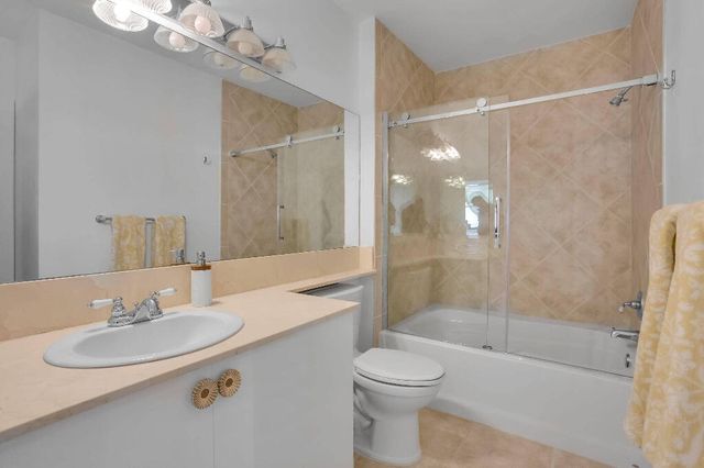 806 E Windward Way 617, Lantana, FL 33462