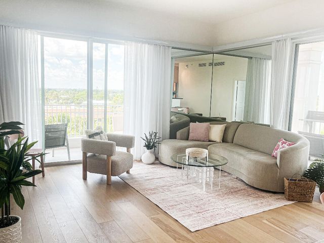 806 E Windward Way 617, Lantana, FL 33462