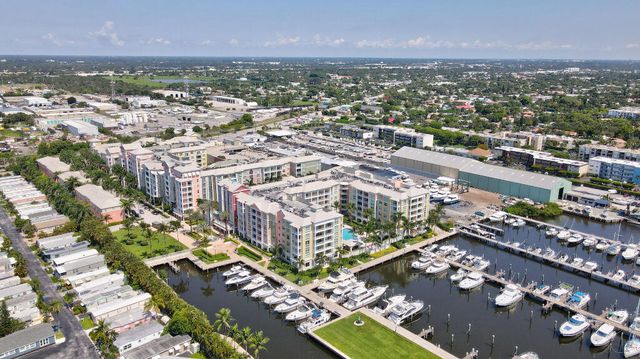 806 E Windward Way 617, Lantana, FL 33462