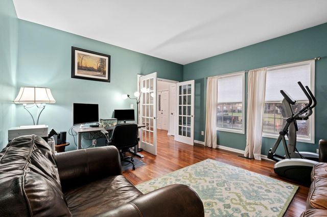 2209 Burns Court, Lexington, KY 40513