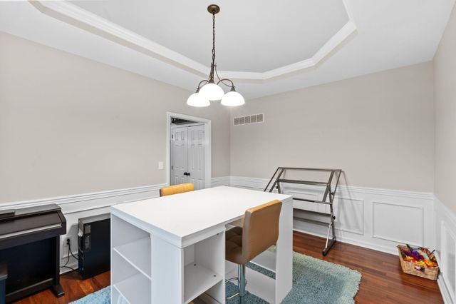 2209 Burns Court, Lexington, KY 40513