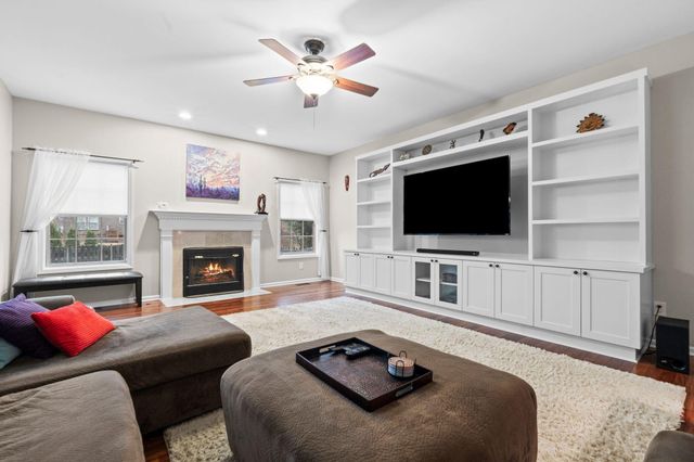 2209 Burns Court, Lexington, KY 40513