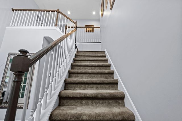 2209 Burns Court, Lexington, KY 40513