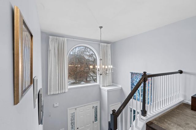 2209 Burns Court, Lexington, KY 40513