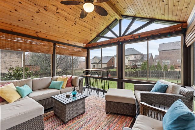 2209 Burns Court, Lexington, KY 40513