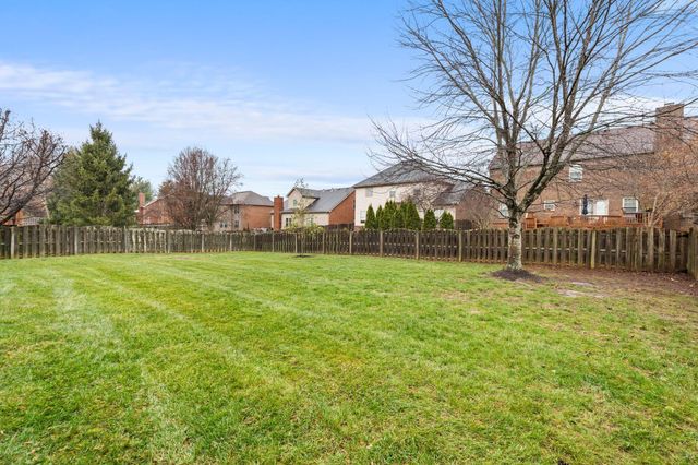 2209 Burns Court, Lexington, KY 40513