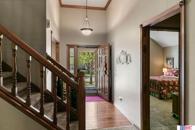 5940 Cross Creek Road, Lincoln, NE 68516