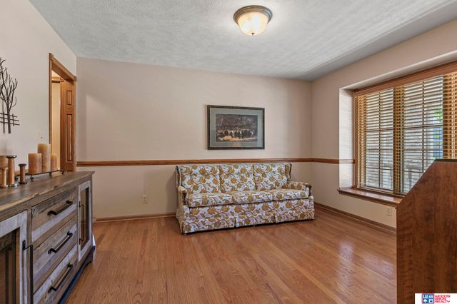 5940 Cross Creek Road, Lincoln, NE 68516