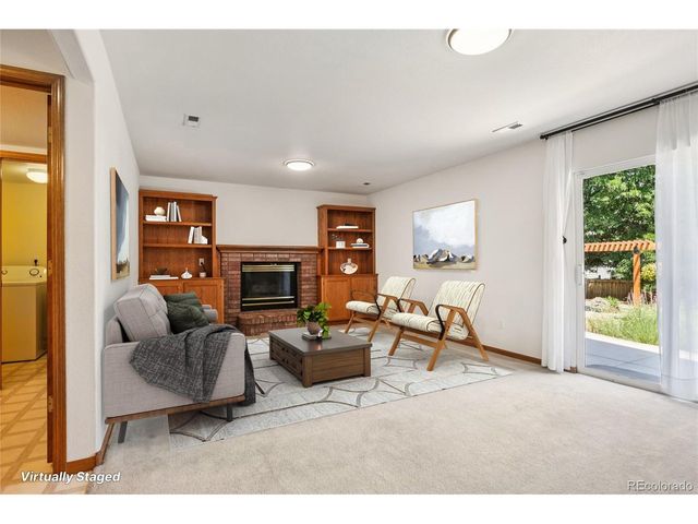 1752 Lindenmeier Cir, Loveland, CO 80538