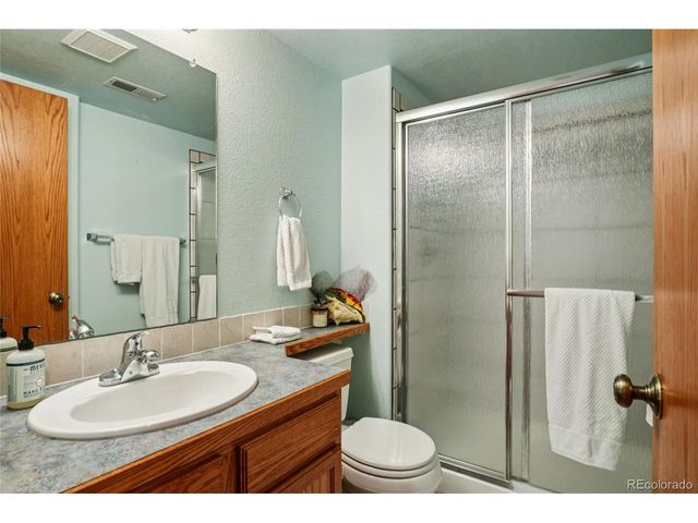 1752 Lindenmeier Cir, Loveland, CO 80538