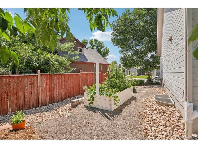 1752 Lindenmeier Cir, Loveland, CO 80538