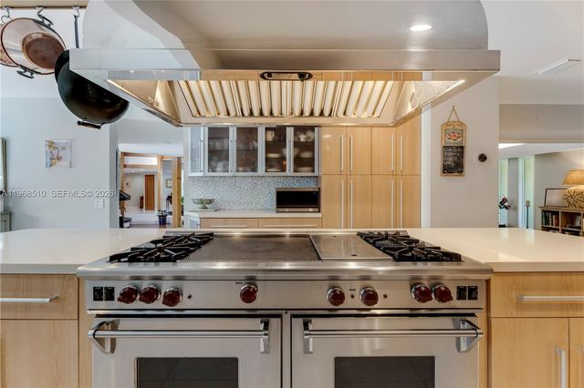 13300 SW 69th Ave, Pinecrest, FL 33156